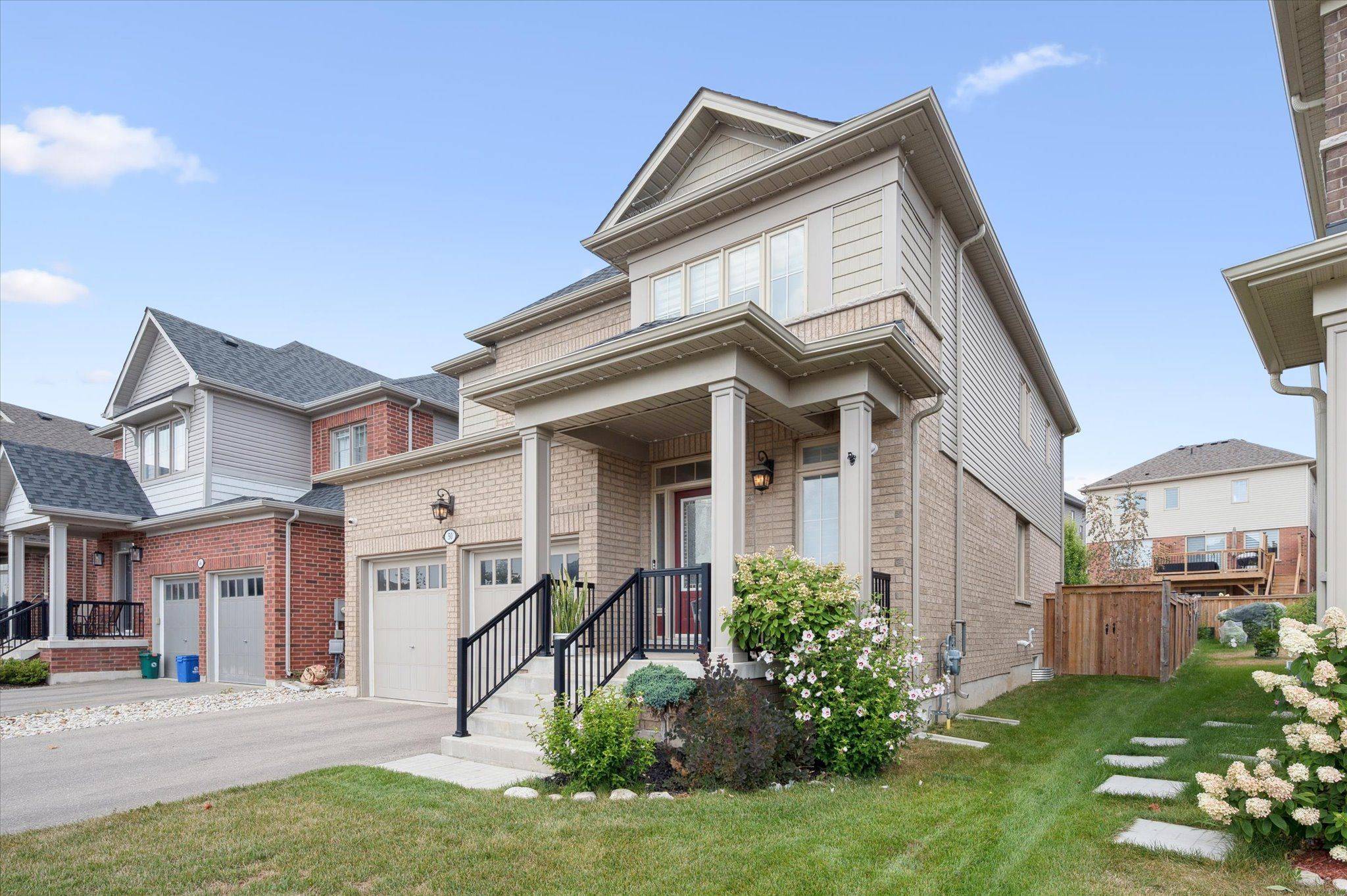 Centre Wellington, ON N1M 0G9,50 Elliot AVE E