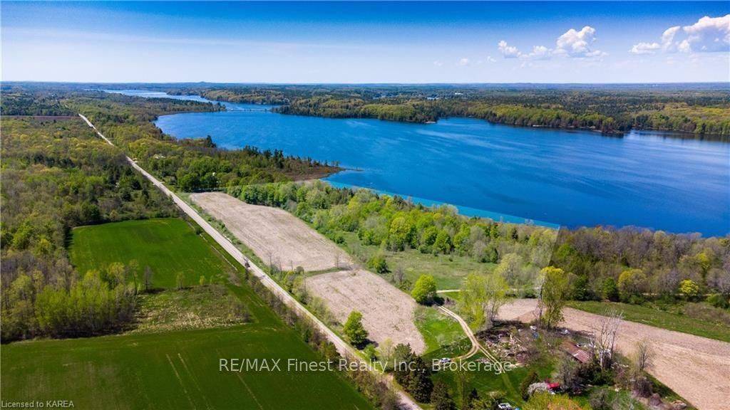 Elizabethtown-kitley, ON K0E 1R0,5144 Graham Lake RD