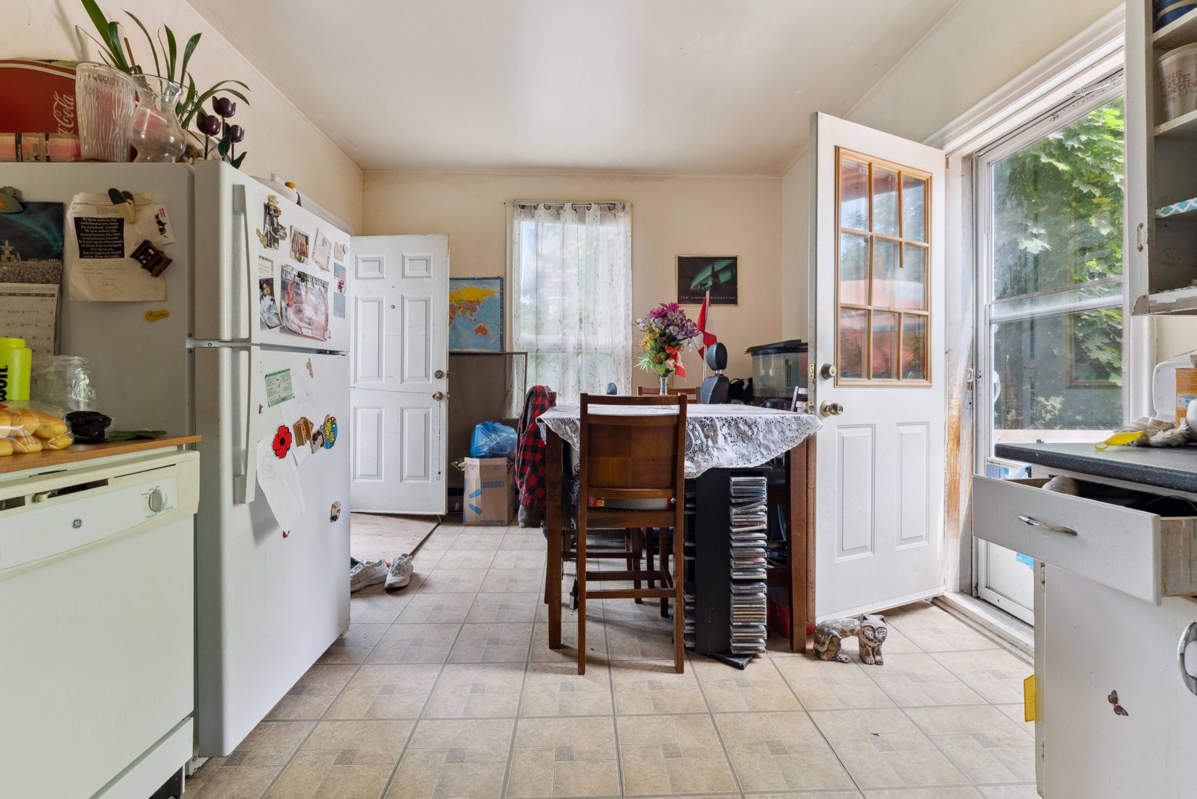 Quinte West, ON K8N 2Z6,17 Spring ST