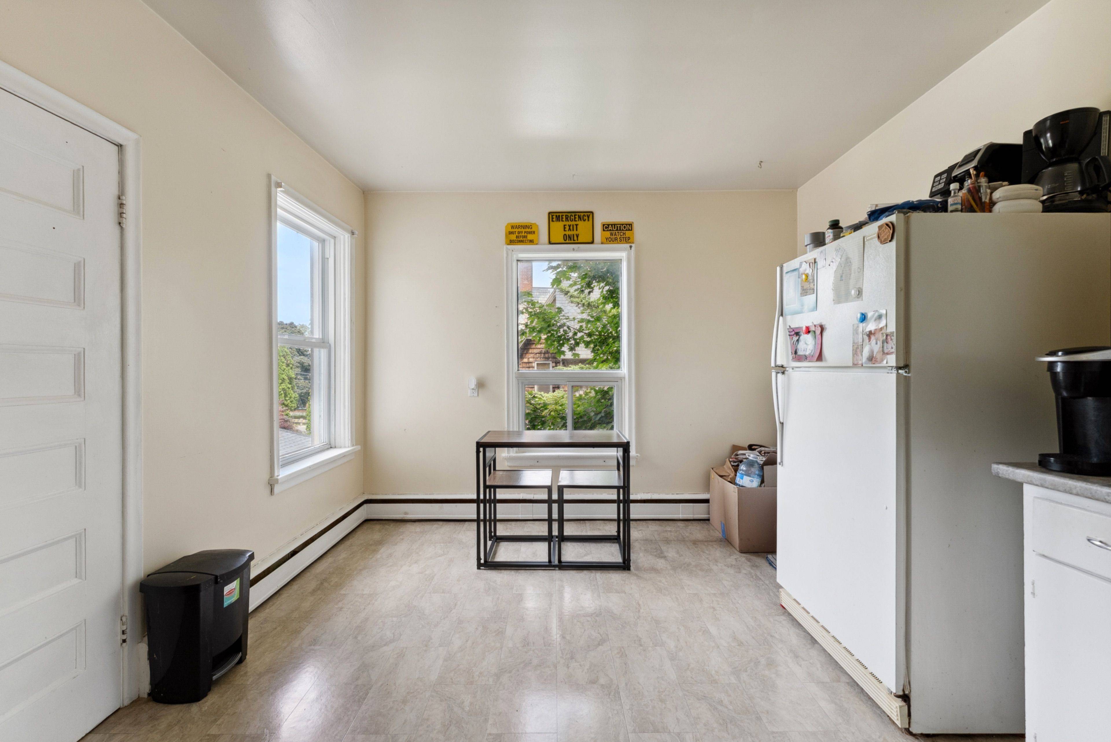 Quinte West, ON K8N 2Z6,17 Spring ST #Apt 3