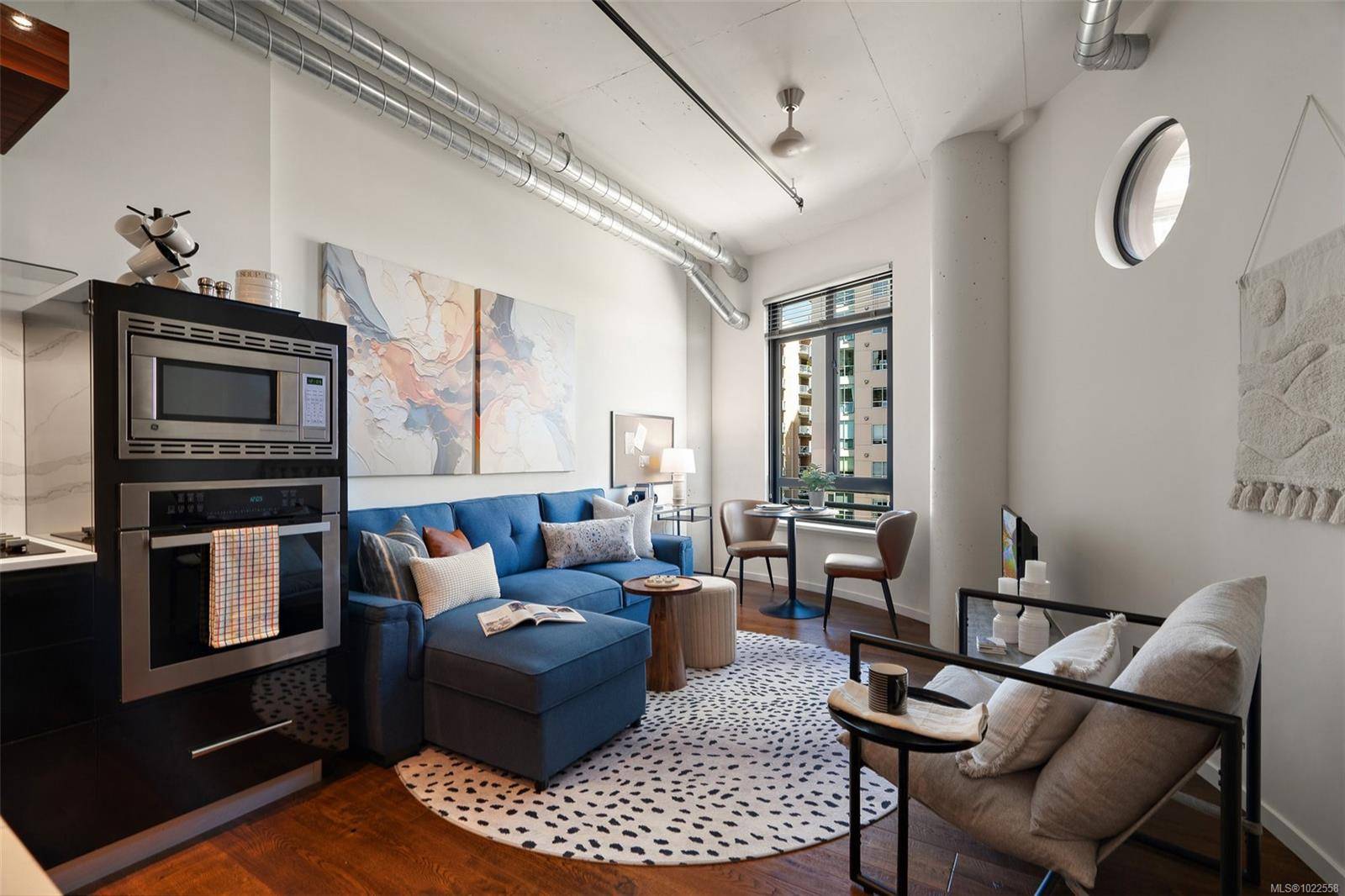 Victoria, BC V8V 4Y3,1029 View St #511