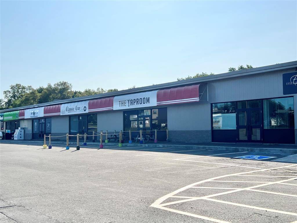 Grand Falls-windsor, NL A2A 1P3,105 Lincoln Road