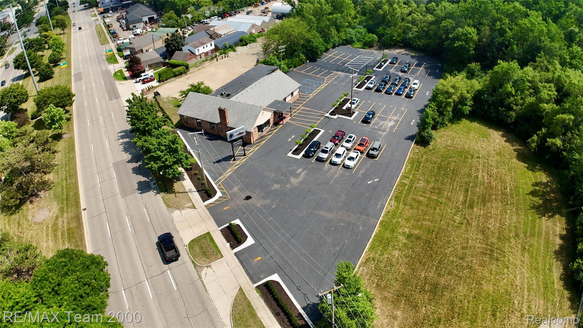 Farmington Hills, MI 48336,28975 Grand River AVE