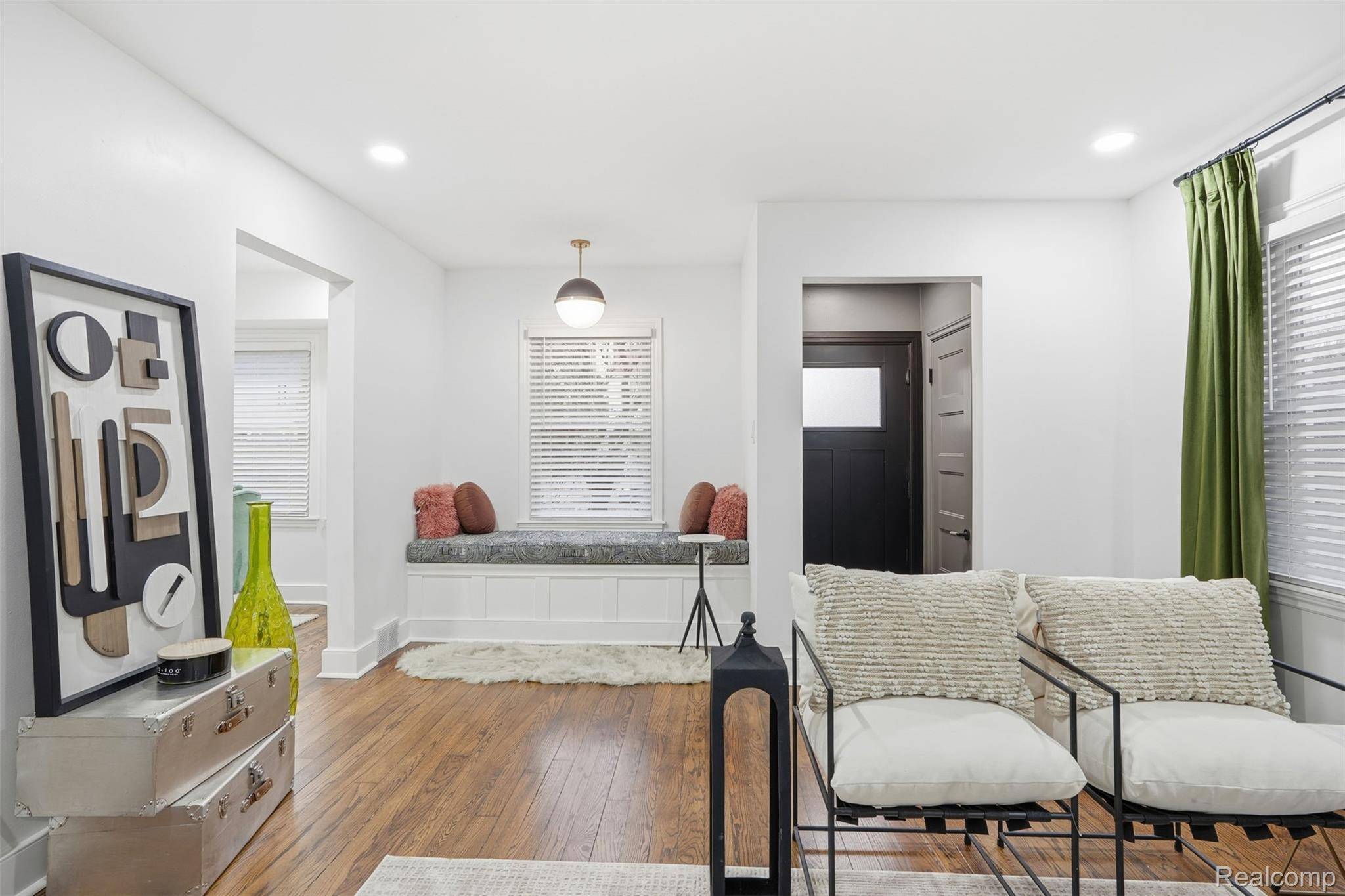 Detroit, MI 48235,19758 Steel ST