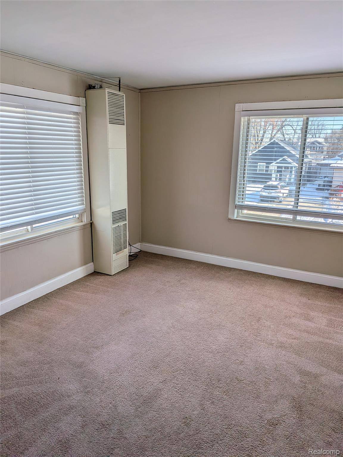 Hazel Park, MI 48030,23081 Powell AVE #2