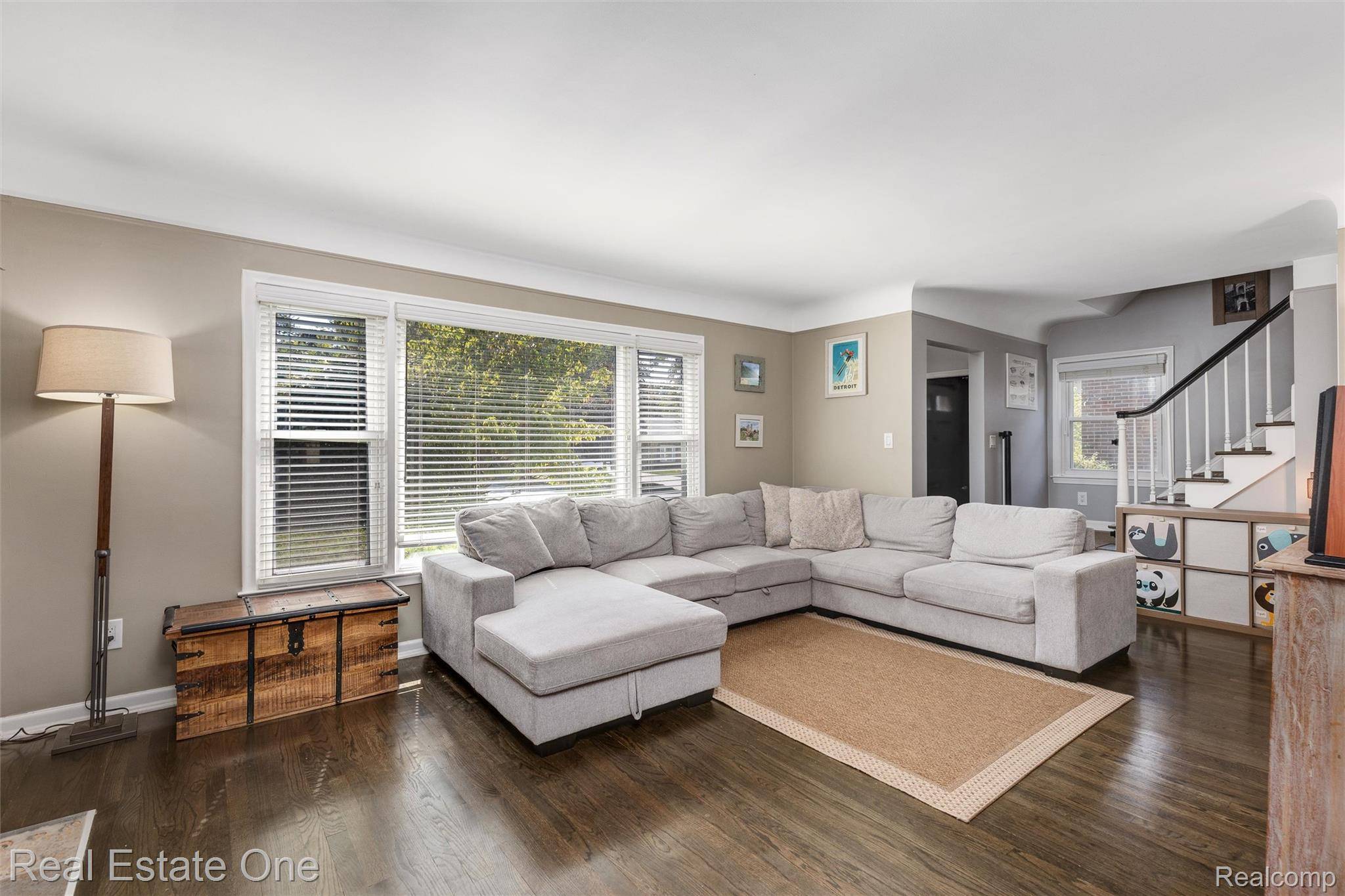 Royal Oak, MI 48073,1630 W 12 Mile RD