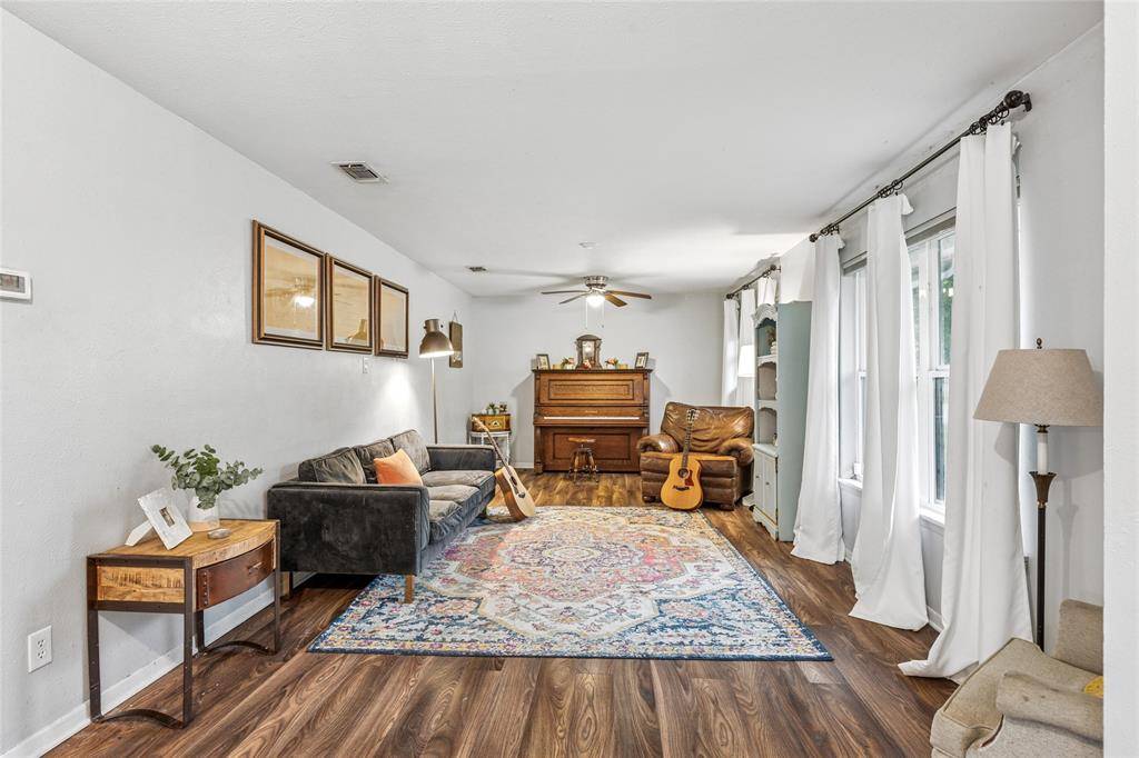 Benbrook, TX 76126,1314 Mildred Lane