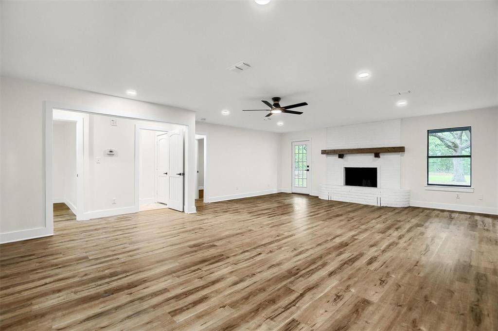 Collinsville, TX 76233,7586 W Line