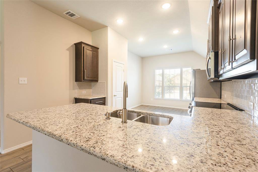 Fort Worth, TX 76108,717 Long Iron Drive