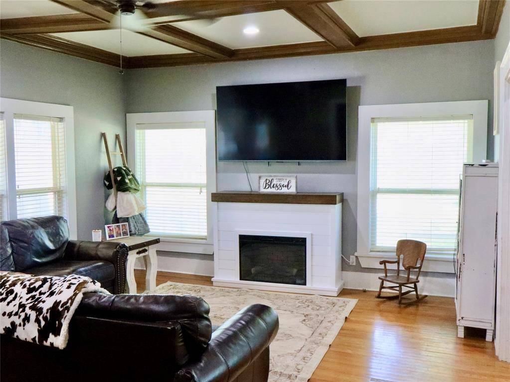 Strawn, TX 76475,203 E Bennett Street