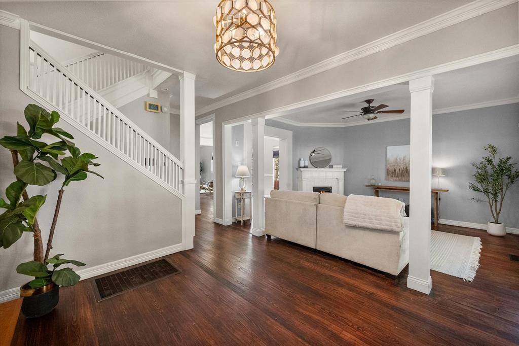 Dallas, TX 75208,318 S Edgefield Avenue