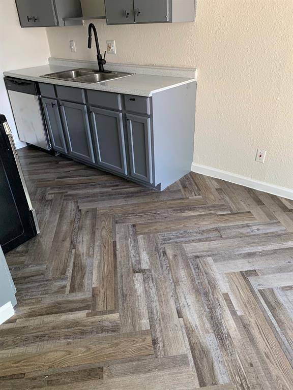 Dallas, TX 75214,5317 Junius Street #102