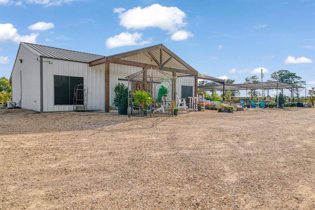 Paris, TX 75462,3258 E US Highway 82