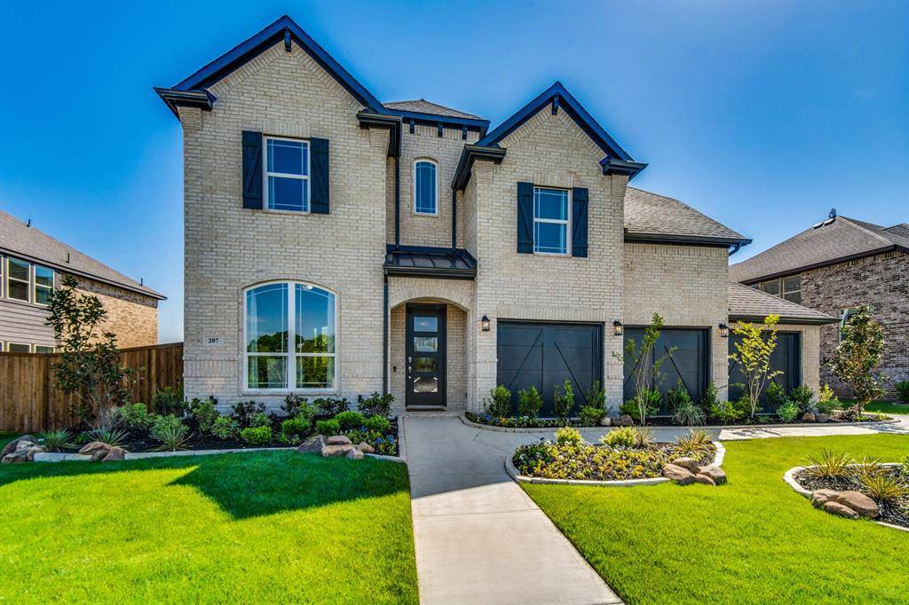 Justin, TX 76247,207 OakCrest Drive