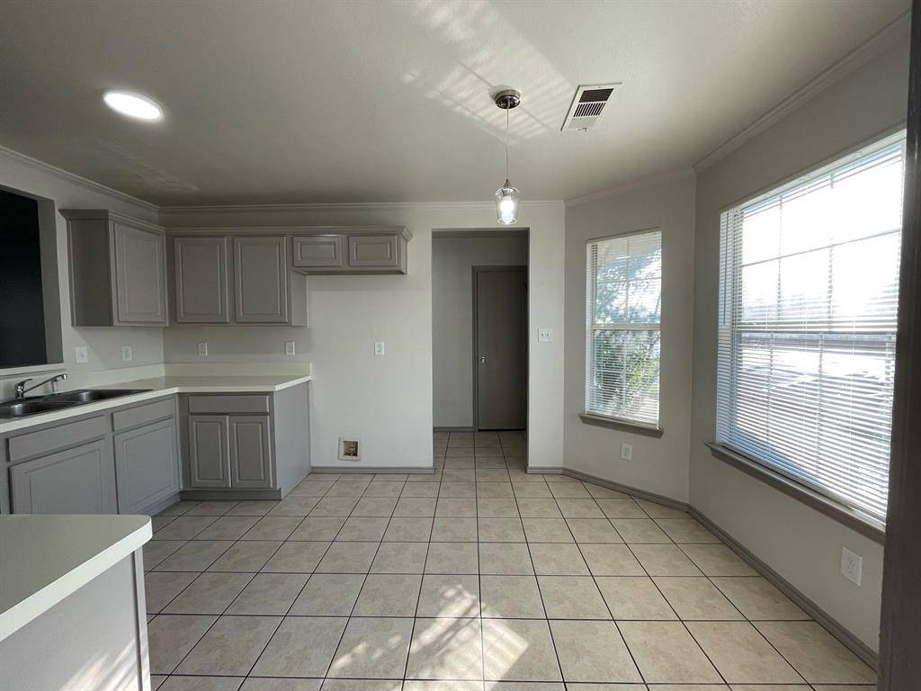 Dallas, TX 75216,4102 Opal Avenue