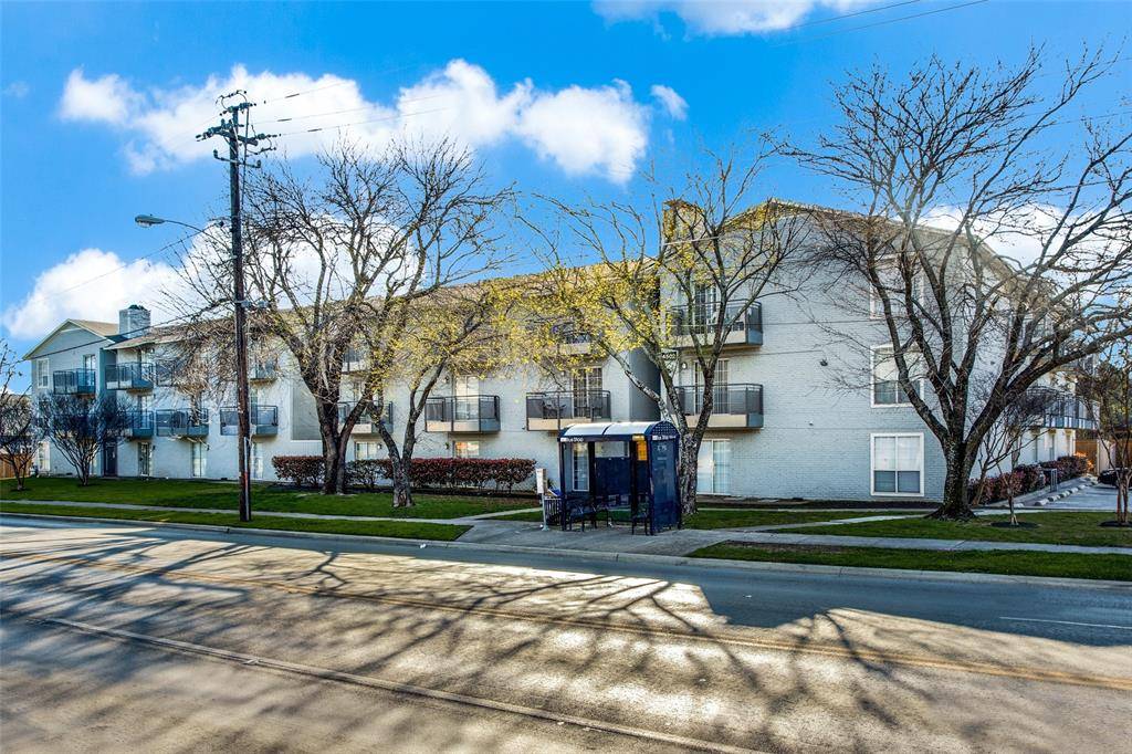 Dallas, TX 75246,4502 Gaston Avenue #316