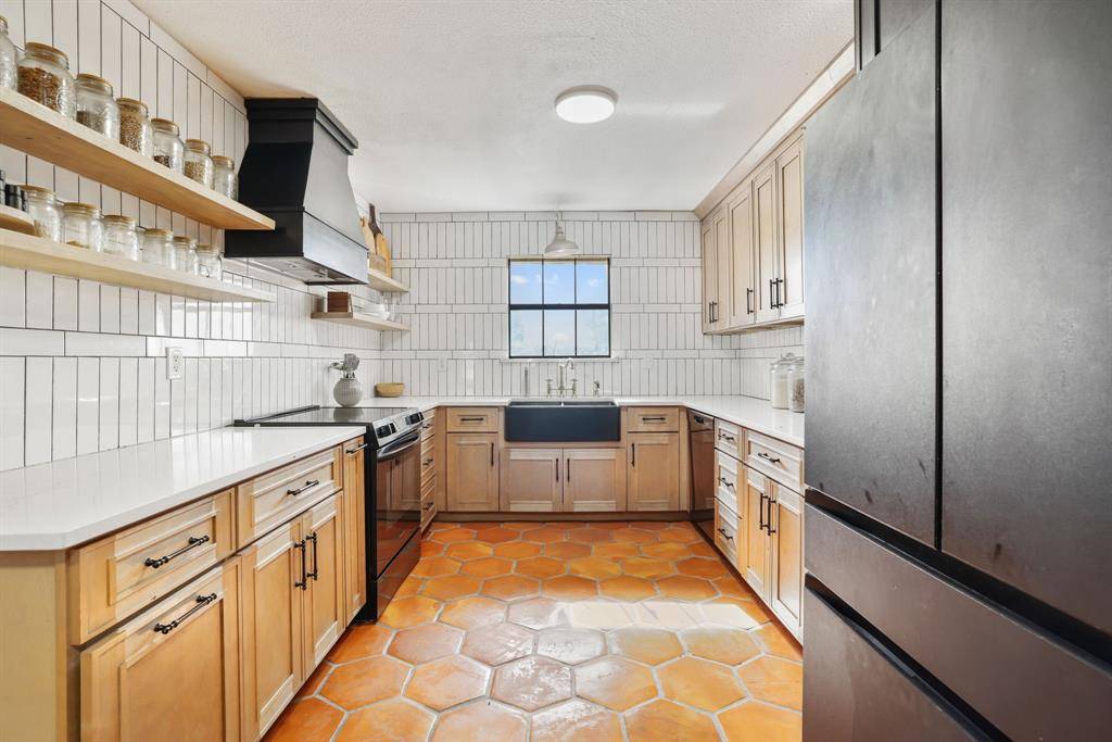 Lake Creek, TX 75450,2467 County Road 1220