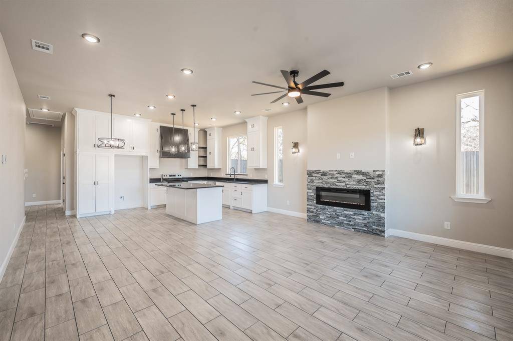 Bridgeport, TX 76426,112 Stevens Street