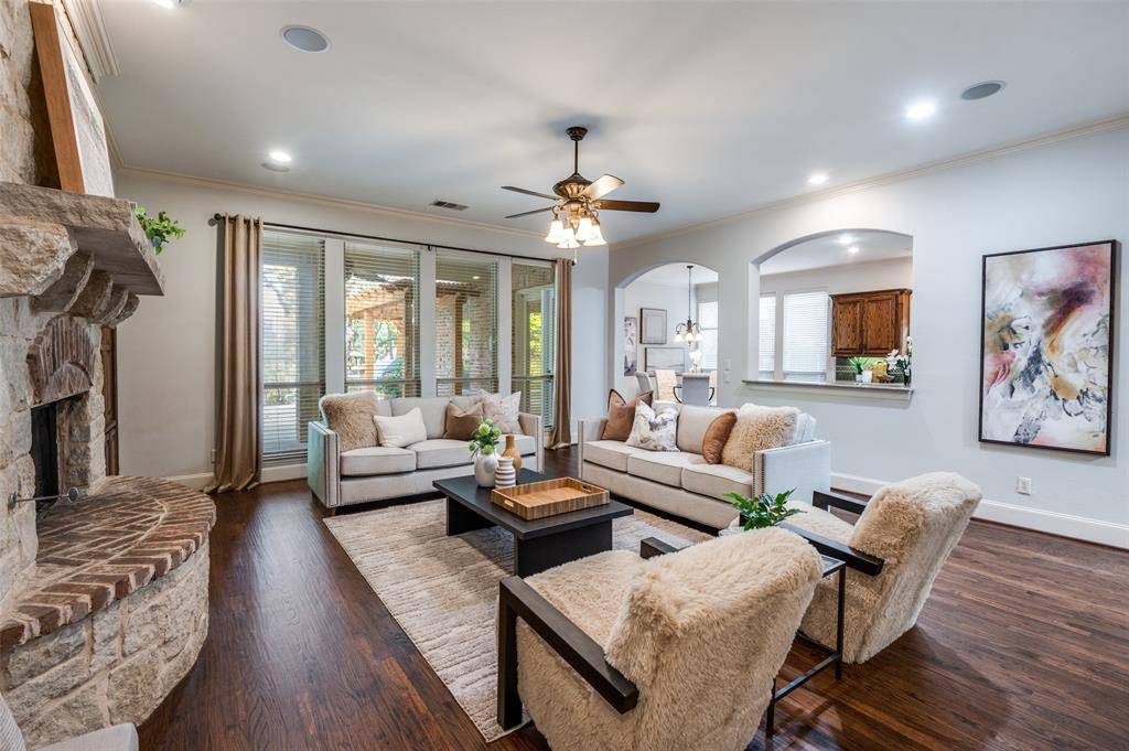 Mckinney, TX 75072,1916 Surrey Lane