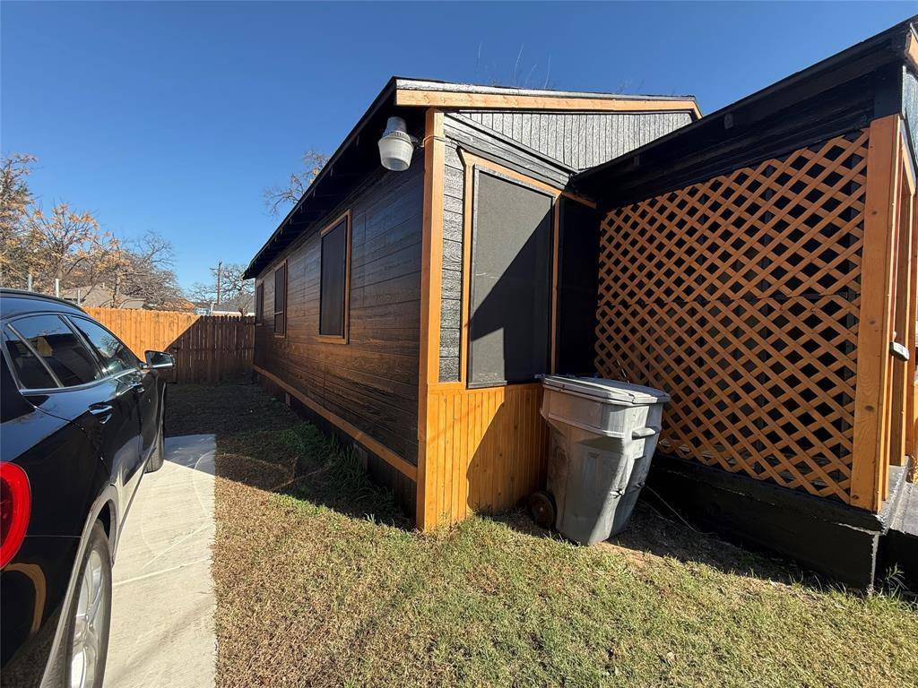 Dallas, TX 75210,2912 Frazier Street