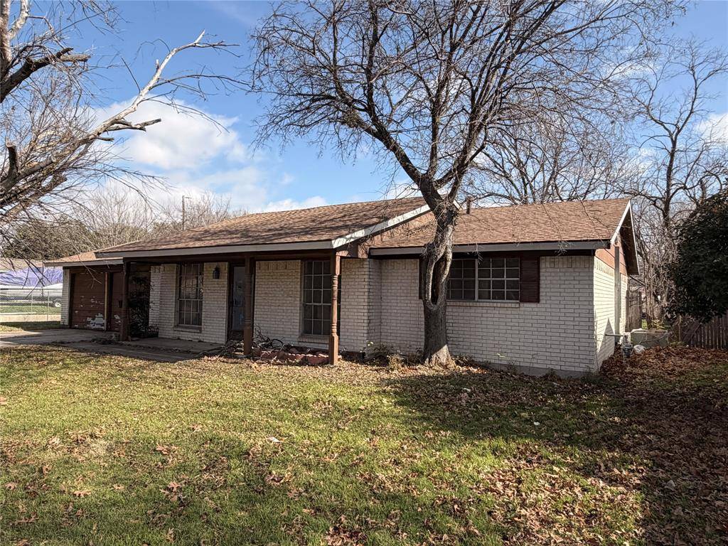 Saginaw, TX 76179,409 Opal Street