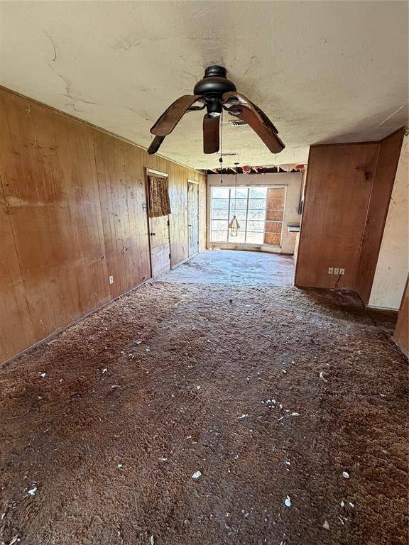 Saginaw, TX 76179,409 Opal Street