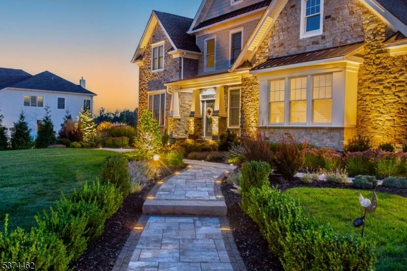 Upper Saddle River Boro, NJ 07458,30 Woodmere Rd