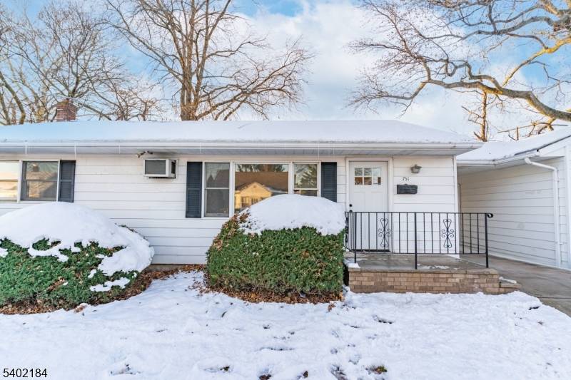 Perth Amboy City, NJ 08861,751 Hanson Ave