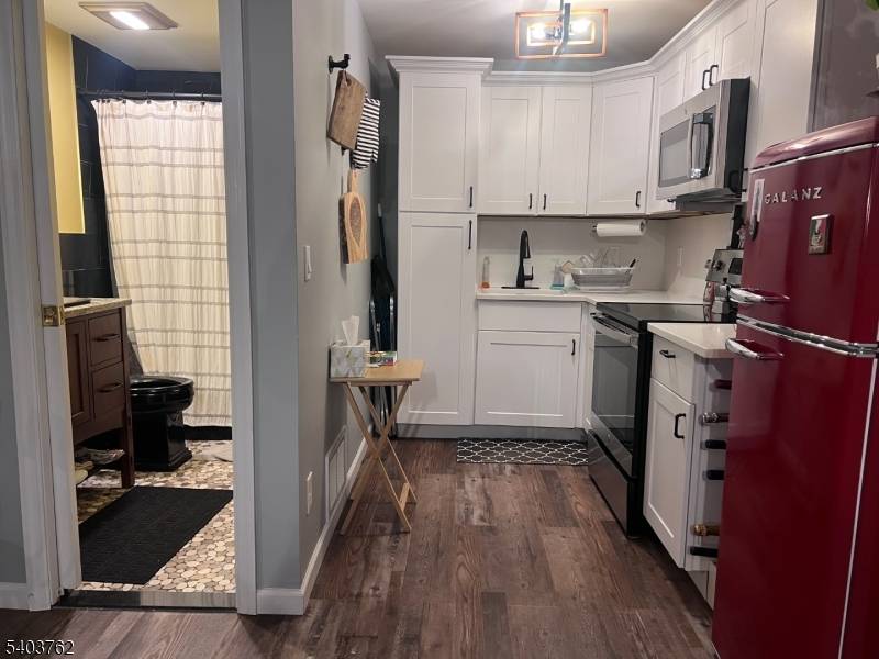 East Rutherford Boro, NJ 07073,39 Willow Wood Sq #39