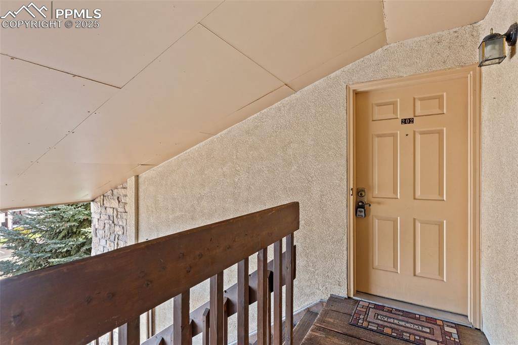 Colorado Springs, CO 80906,918 Tenderfoot Hill RD #202