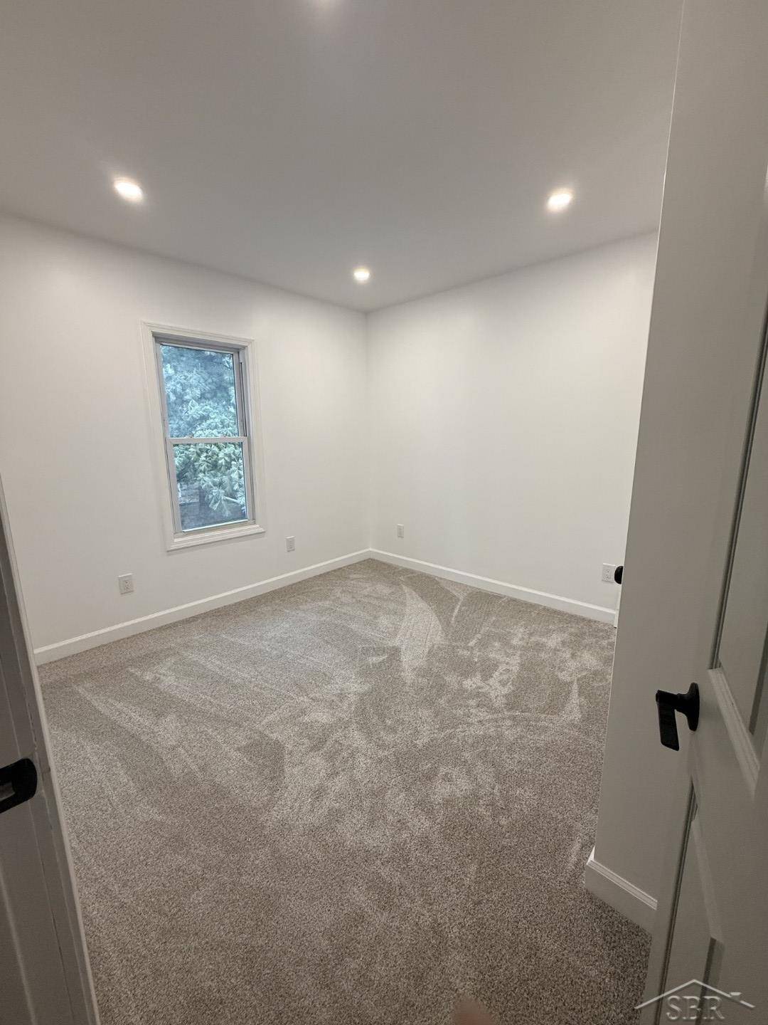 Midland, MI 48640,1602 Sayre ST