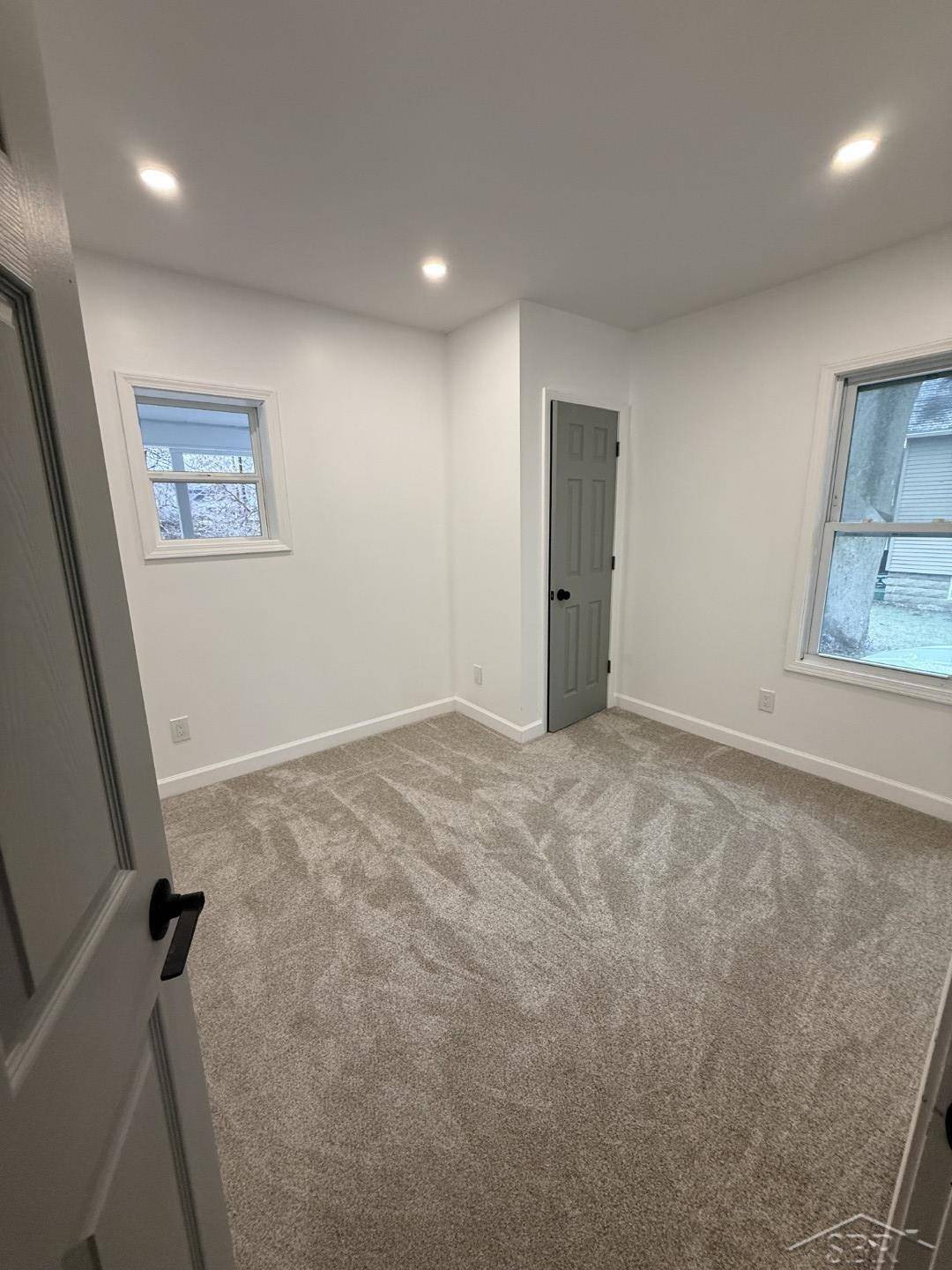 Midland, MI 48640,1602 Sayre ST