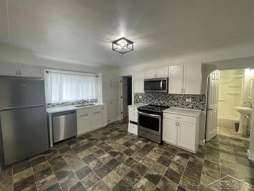 Midland, MI 48640,613 Gordon ST