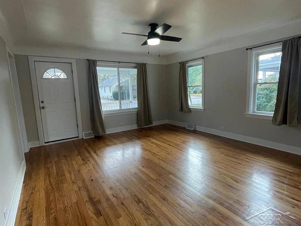 Midland, MI 48640,613 Gordon ST