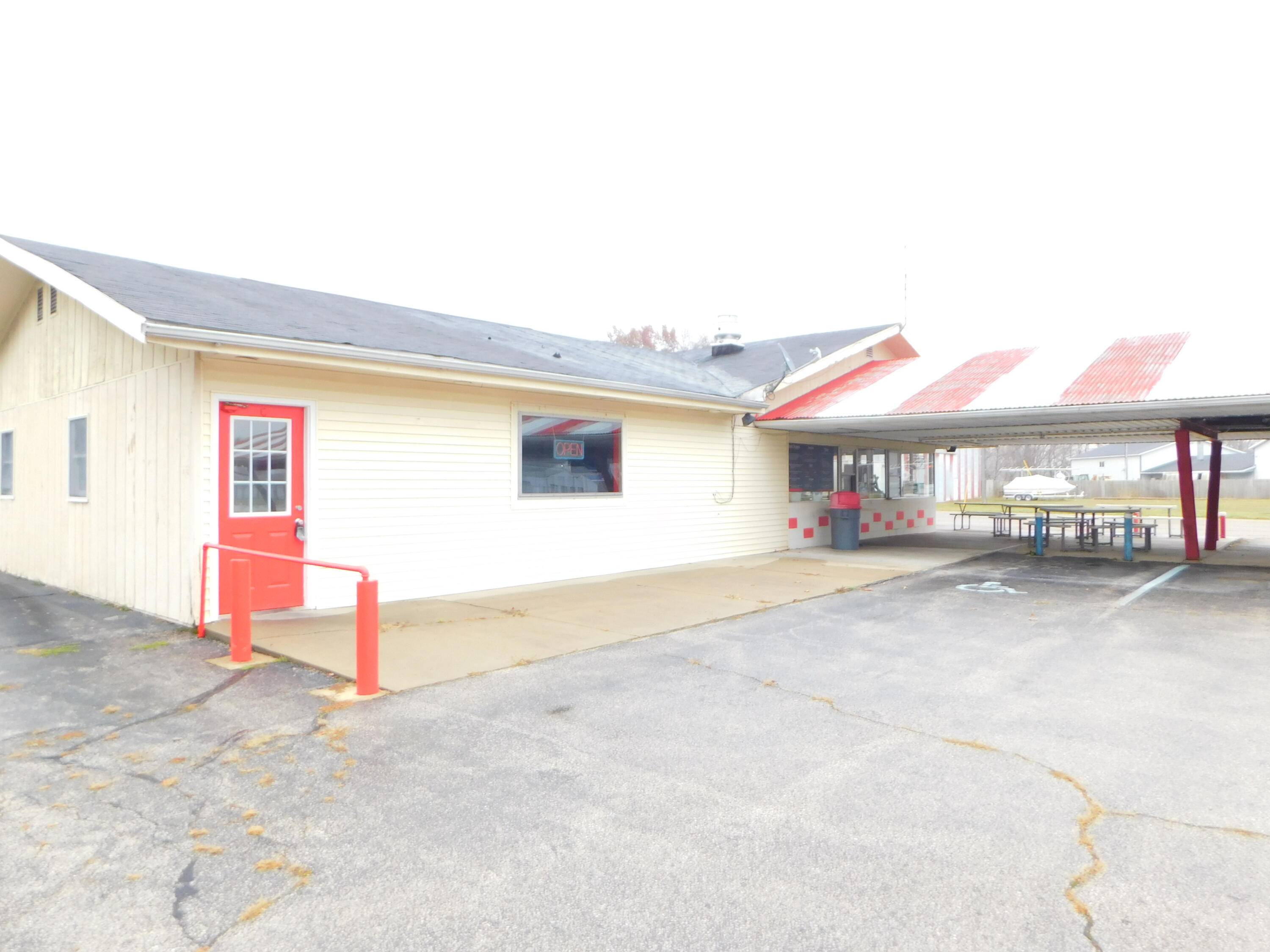 Dowagiac, MI 49047,28102 M 152