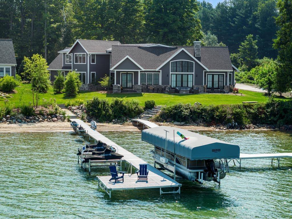 Alden, MI 49612,9214 Myrtle LN