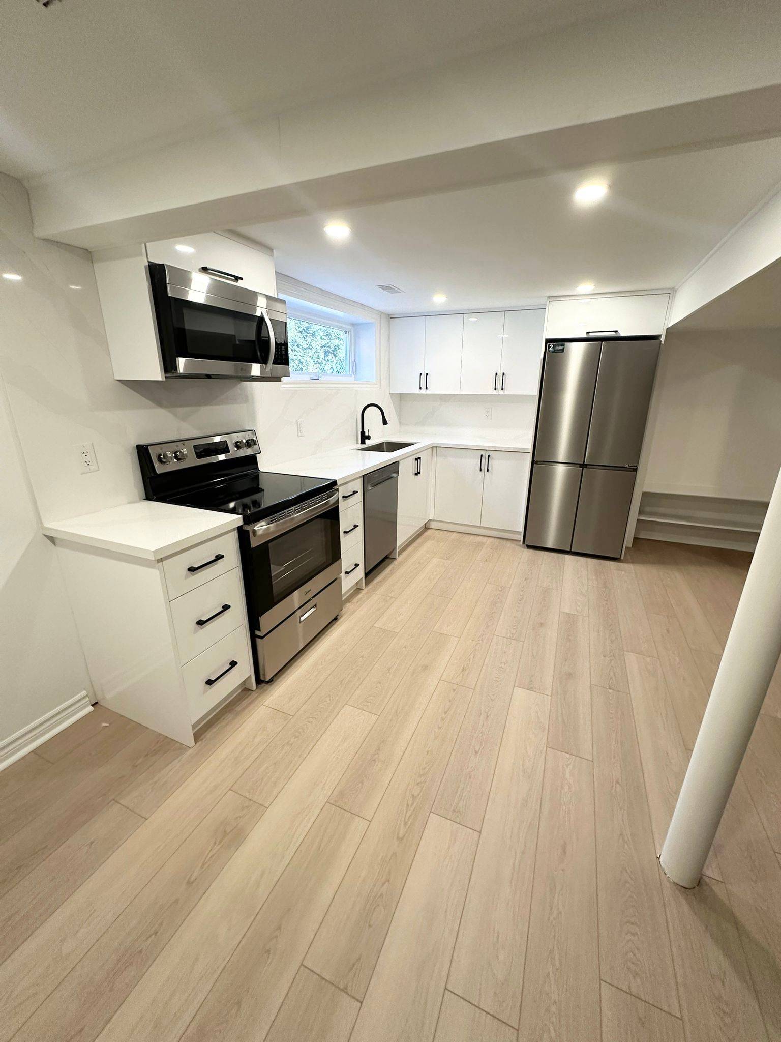 Toronto C07, ON M2M 1J6,177 Patricia AVE #Basement