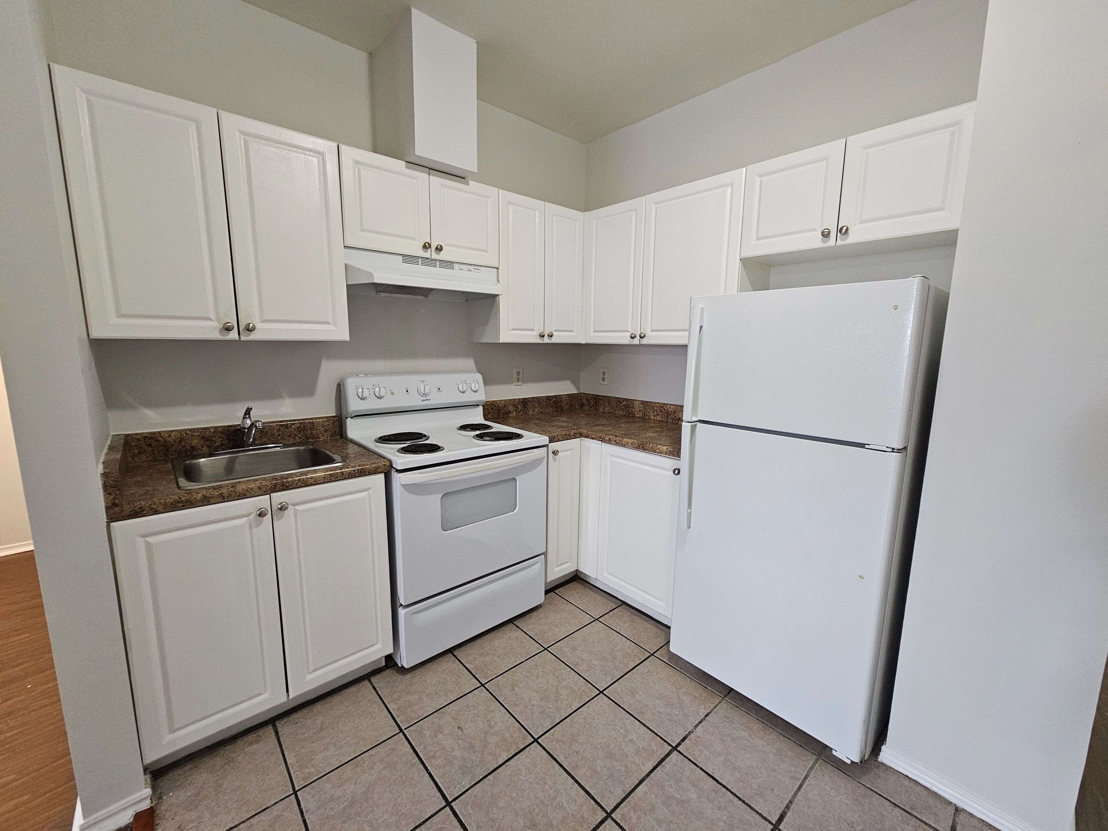 Toronto C03, ON M6E 2H7,1801 Eglinton AVE W #307