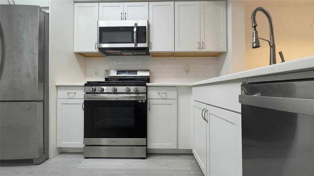 Tamarac, FL 33321,8034 Sanibel Dr