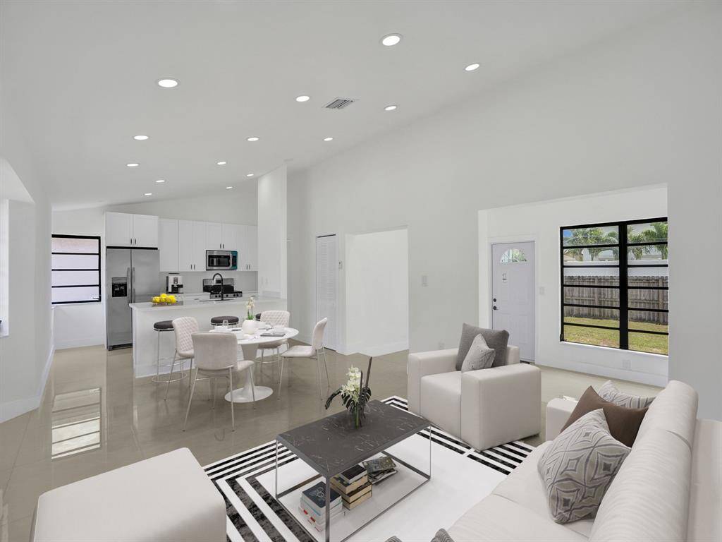 Dania Beach, FL 33004,200 SE 7th St