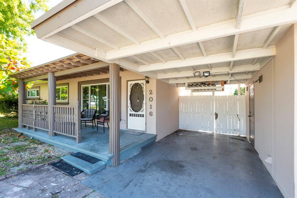 Fort Lauderdale, FL 33312,2016 SW 37th Ave