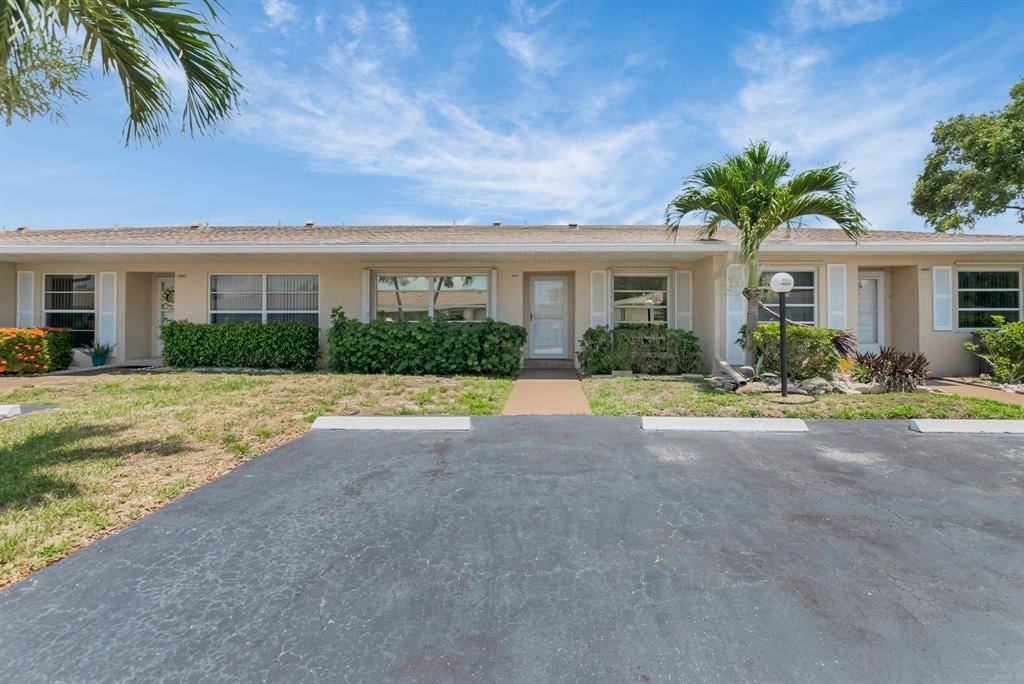 Boca Raton, FL 33433,8829 Bella Vista Dr #282