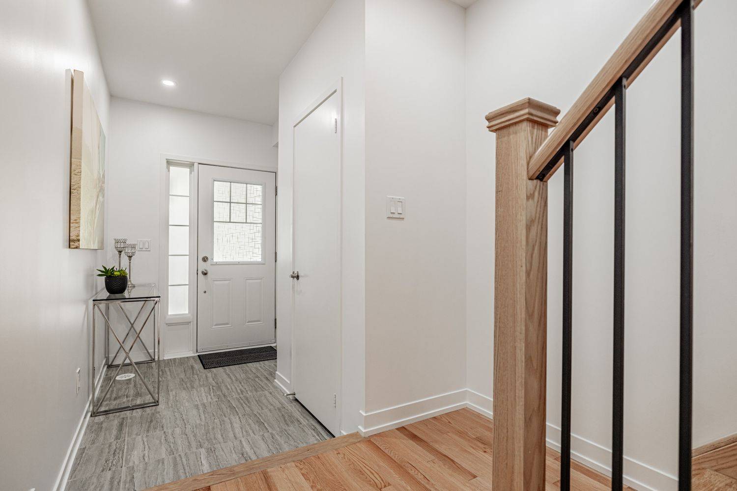 Vaughan, ON L6A 4Y4,10606 Bathurst ST