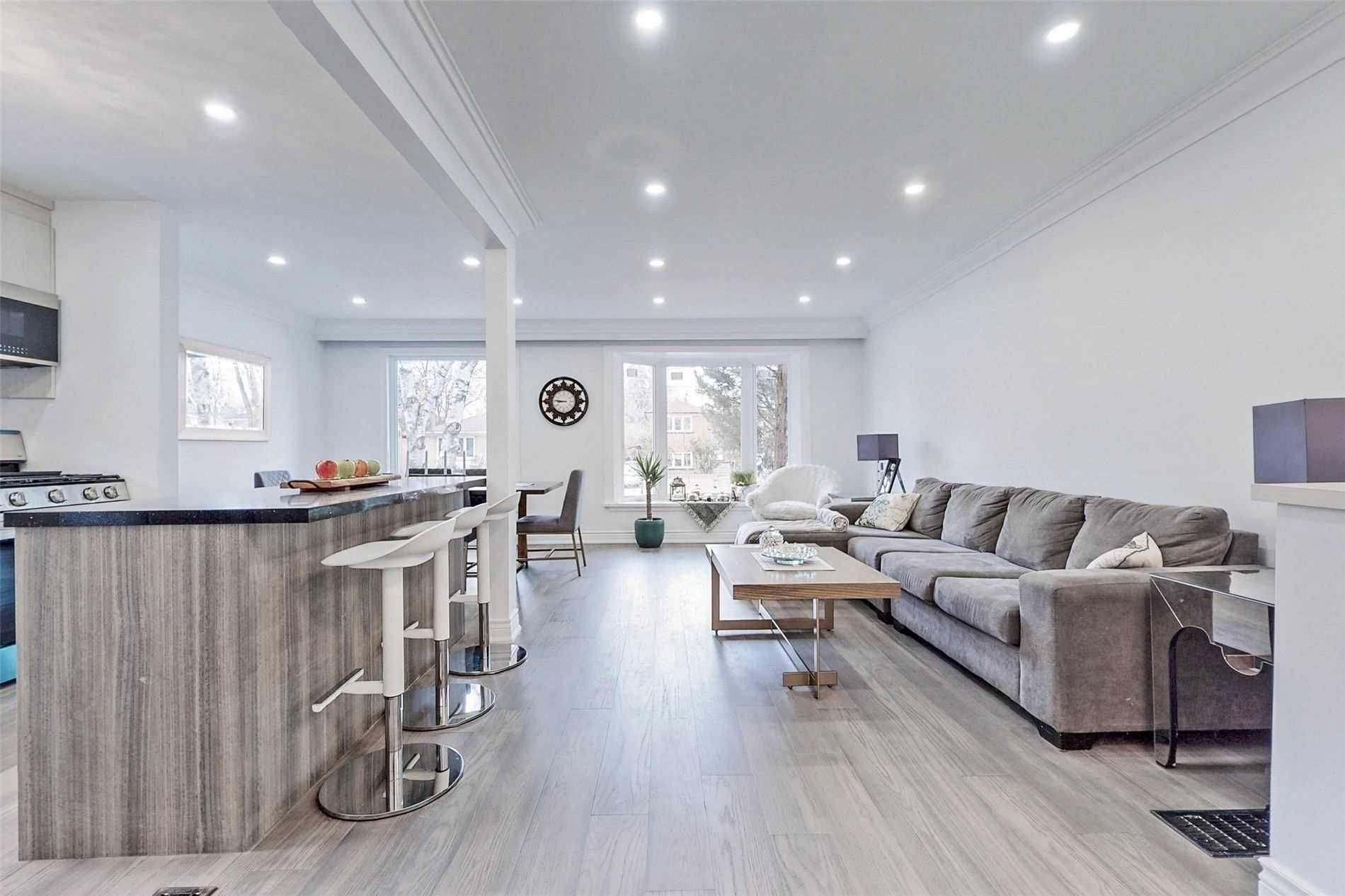 Richmond Hill, ON L4C 4E1,214 Altamira RD