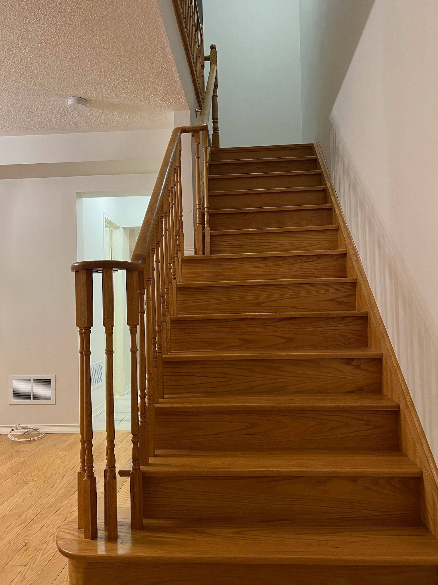 Markham, ON L6C 0B6,78 Thoroughbred WAY