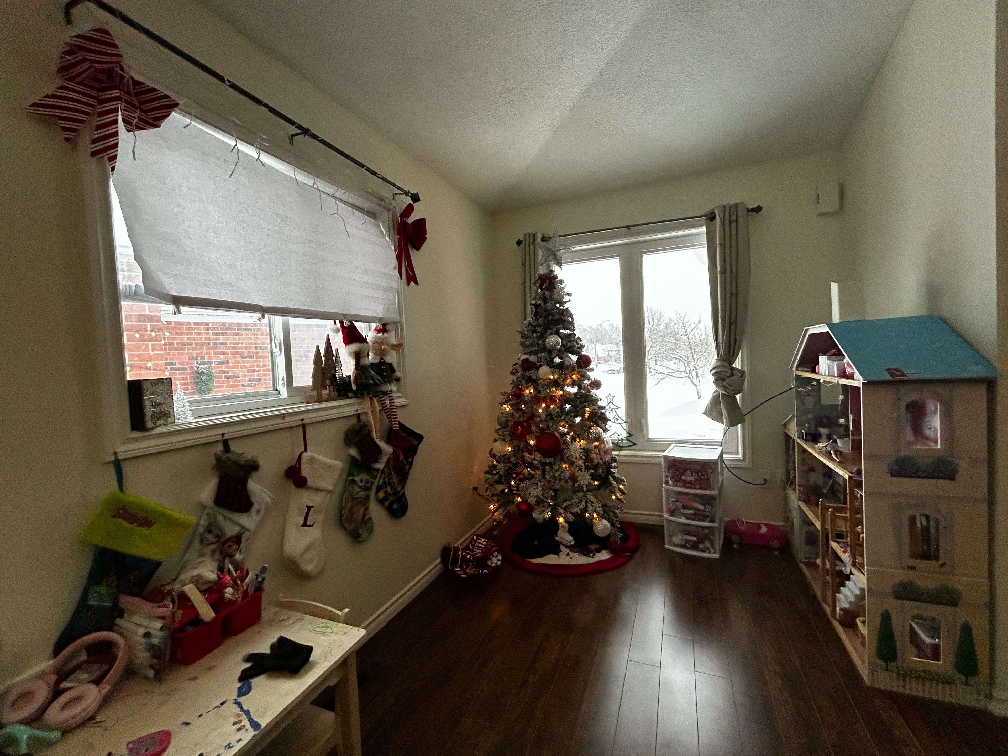 Barrie, ON L4N 8B4,64 Copeman CRES