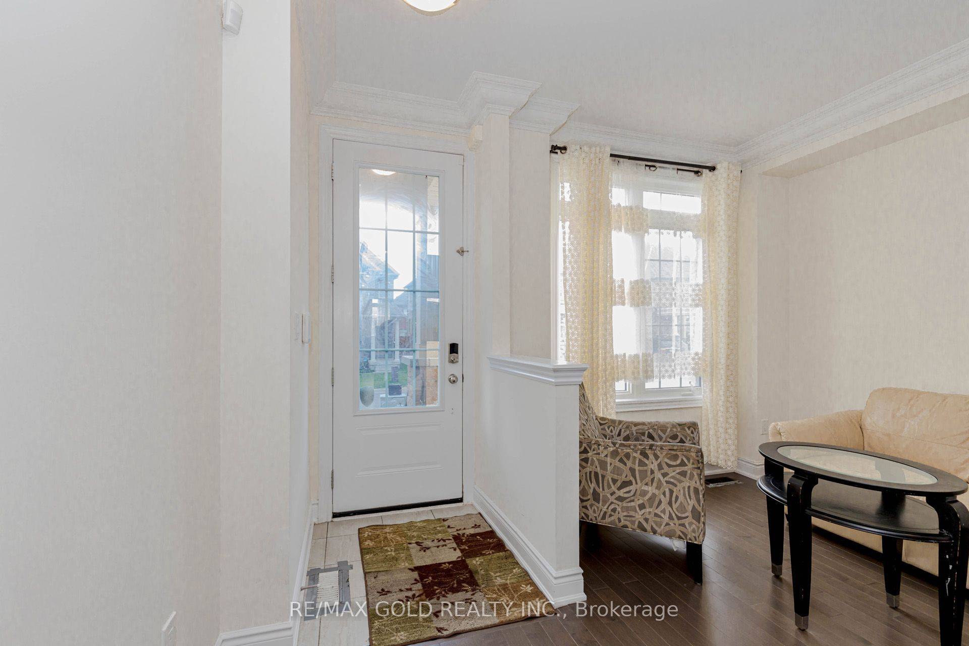 Brampton, ON L6R 0B3,34 Folgate CRES