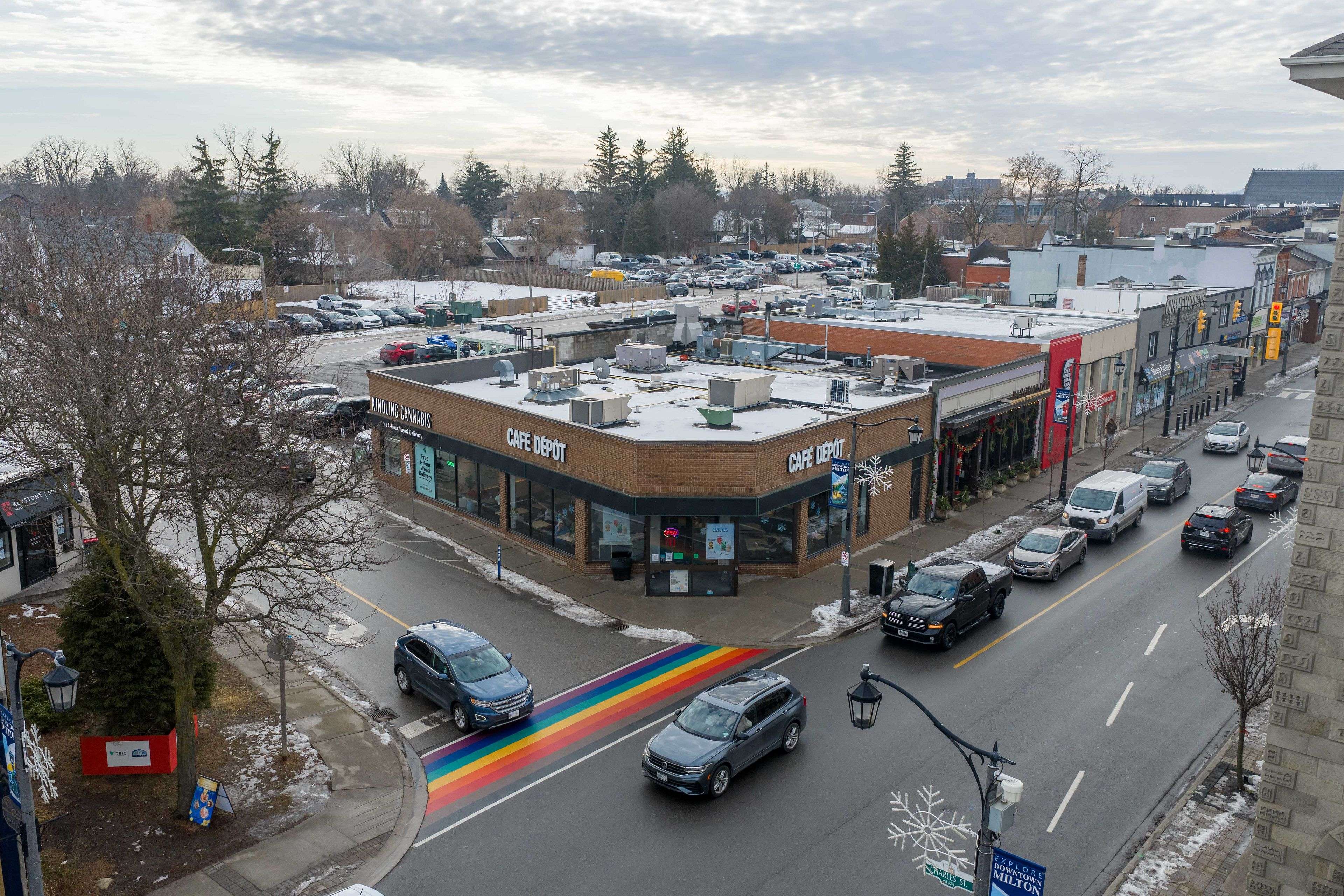 Milton, ON L9T 1N8,252 Main ST E