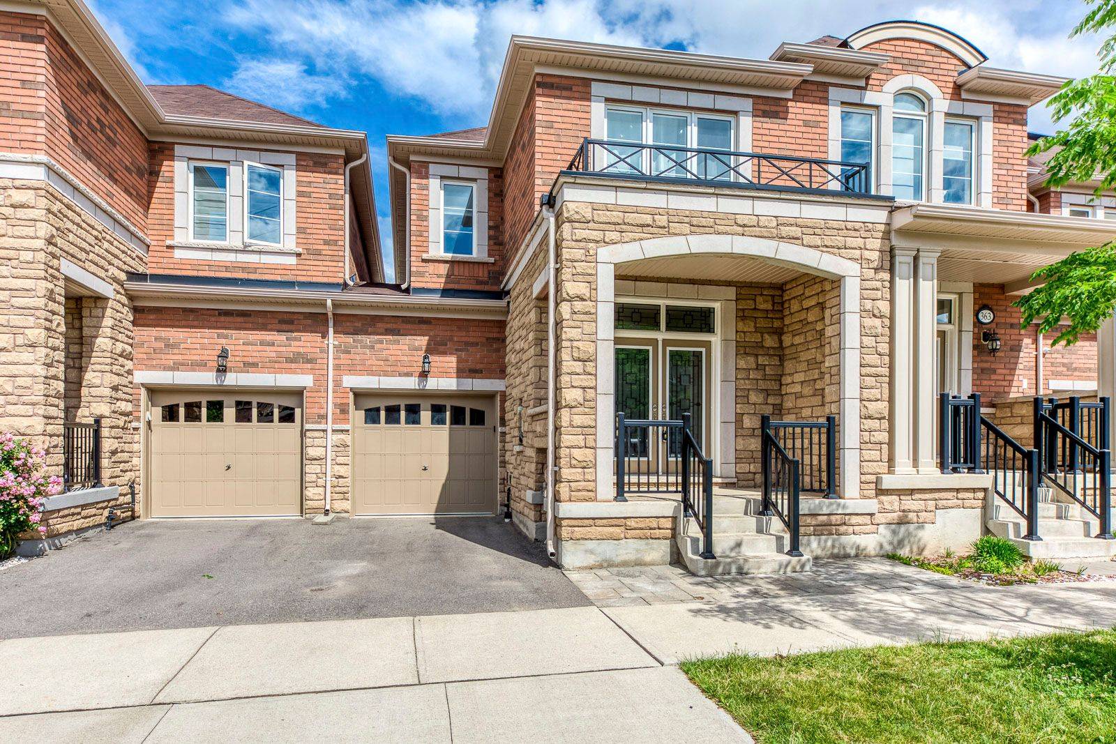 Oakville, ON L6M 1L7,365 LEADWOOD Gate
