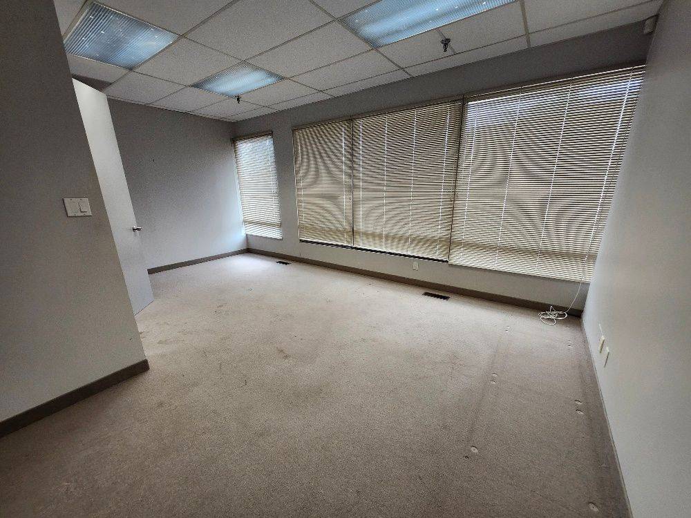 Toronto W08, ON M9C 1B2,1 Westside DR #9